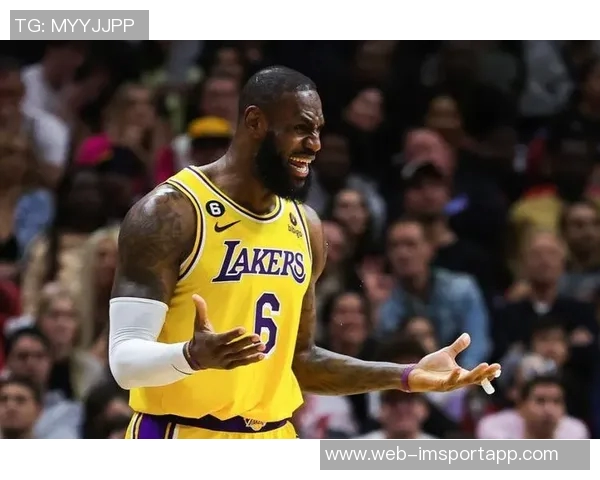 詹姆斯称小杰伦约翰逊2021届首轮秀实力惊人引发热议